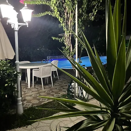Belka Golf Luxury Poolside Apartment