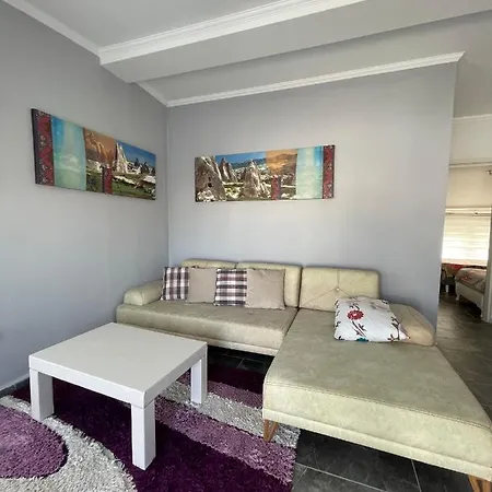 Belka Golf Luxury Poolside Apartment *