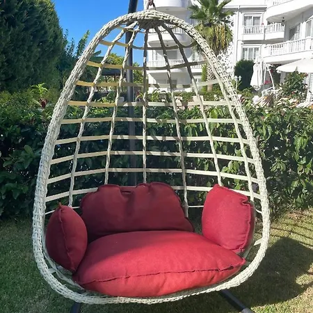 Belka Golf Luxury Poolside Appartement